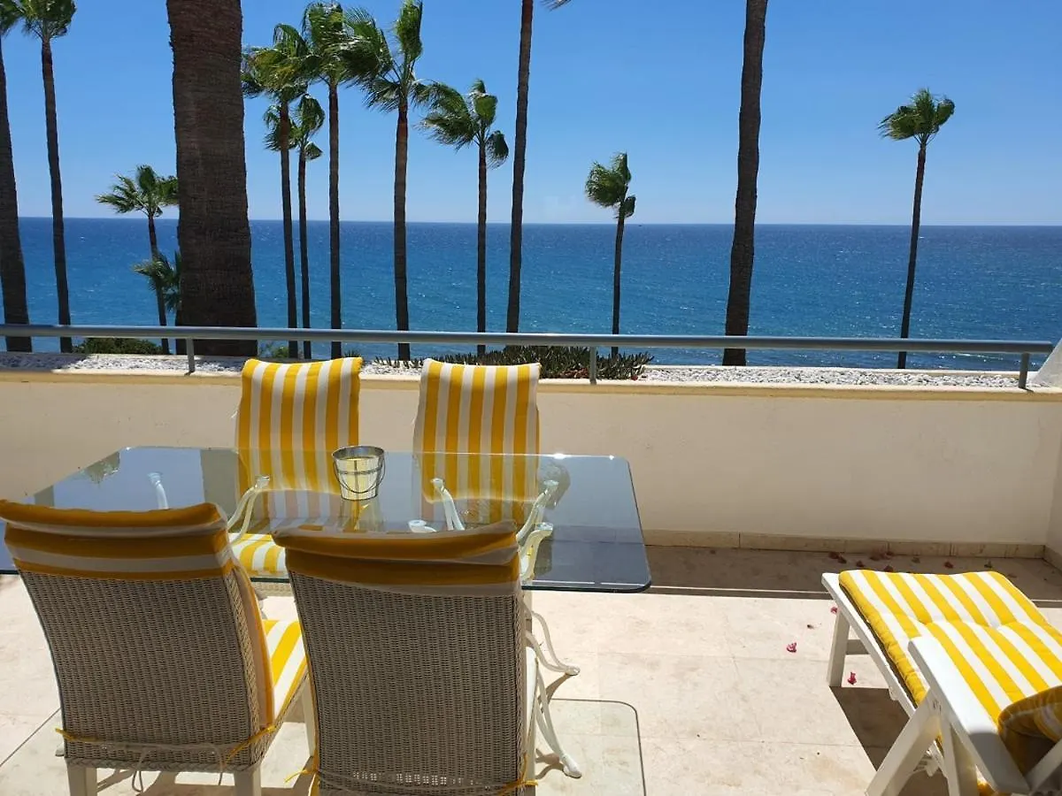 Front Line At Dominion Beach Apartamento Estepona