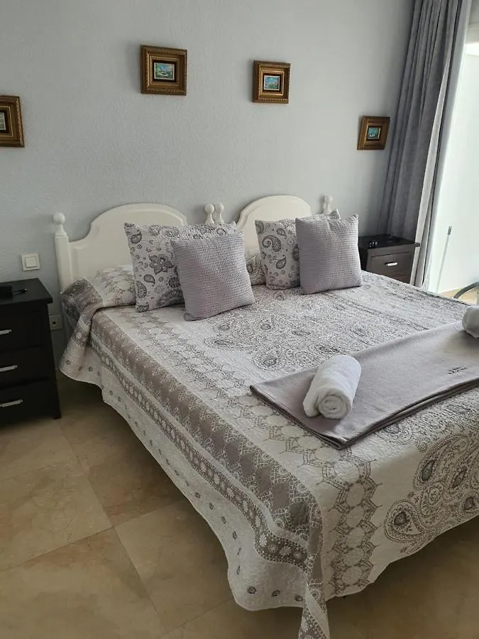 Front Line At Dominion Beach Apartamento Estepona