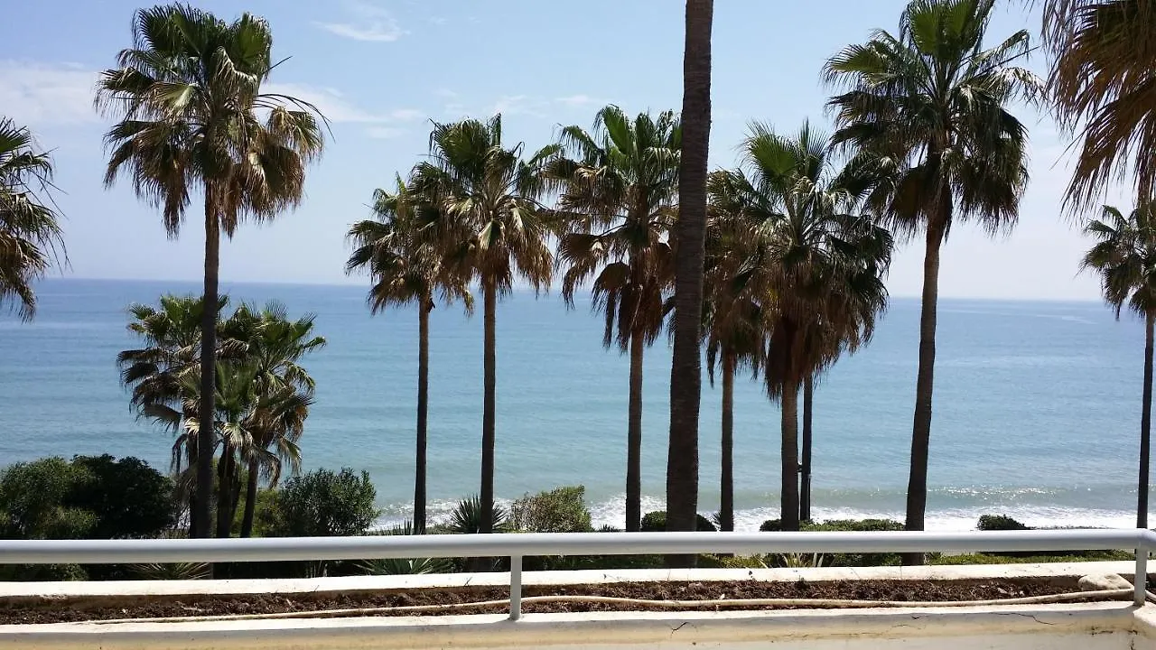 Front Line At Dominion Beach Apartamento Estepona