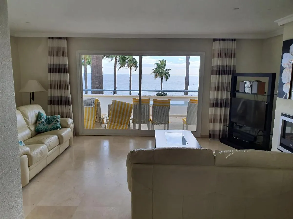 Front Line At Dominion Beach Apartamento Estepona
